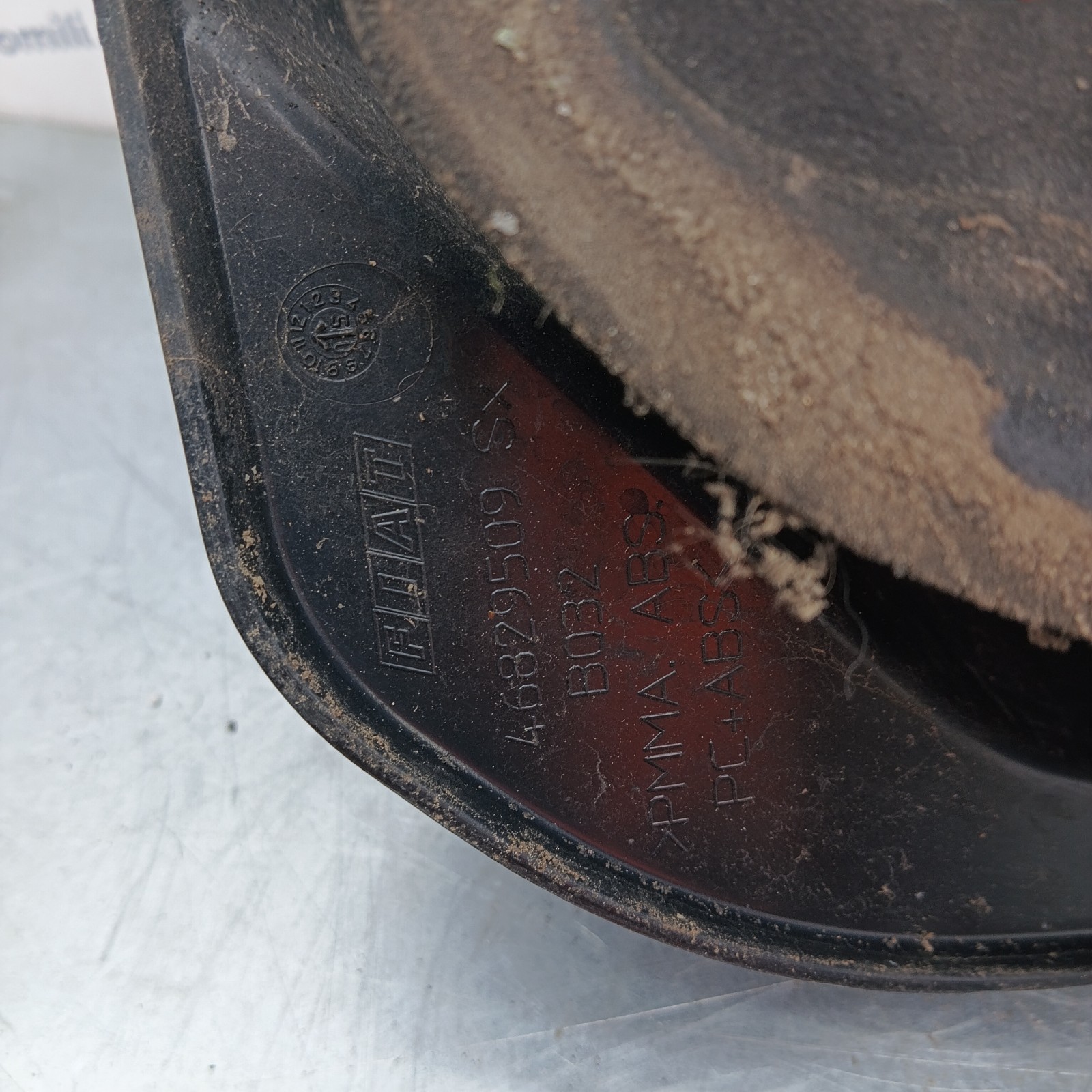 Pomili Fanaleria Fanale posteriore sinistro Lancia Musa 46829509 alogeno usato