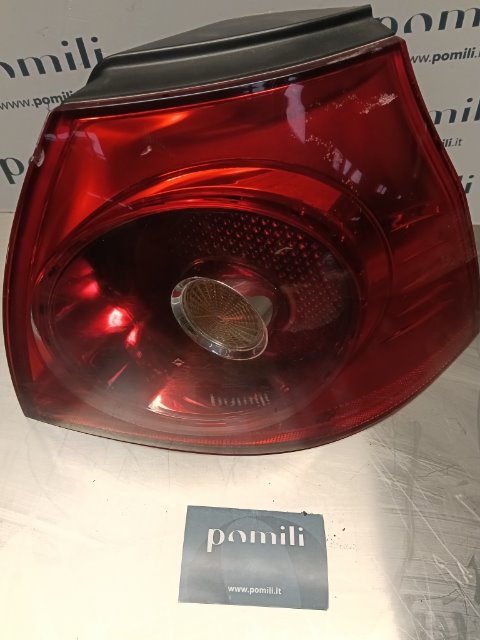 Pomili Fanaleria Volkswagen Golf (1K) (10/03-12/09) fanale posteriore destro esterno