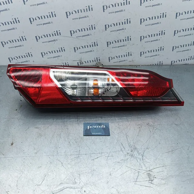 Pomili Fanaleria Ford Transit Connect fanale posteriore destro 90019013 usato