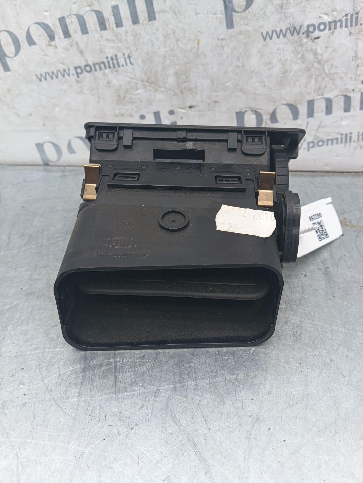 Pomili Climatizzazione Bocchetta aria Ford Kuga 3M51-R018B09 sinistra usata
