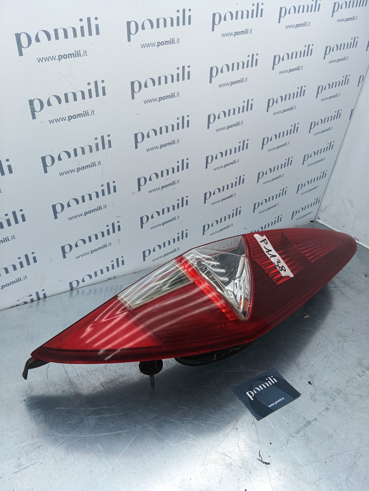 Pomili Fanaleria Fiat Punto 286220 fanale posteriore destro usato