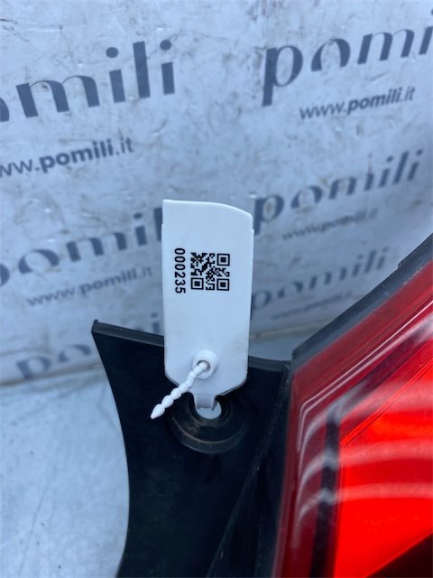 Pomili Fanaleria Nissan Qashqai J10E/JJ10E fanale posteriore esterno destro