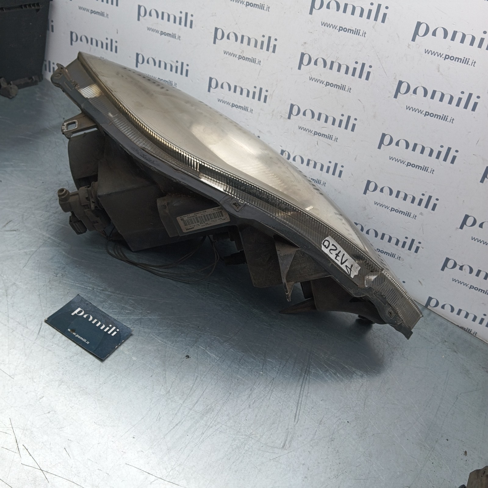 Pomili Fanaleria Trafic II/Vivaro A/Primastar faro anteriore sinistro 93859829