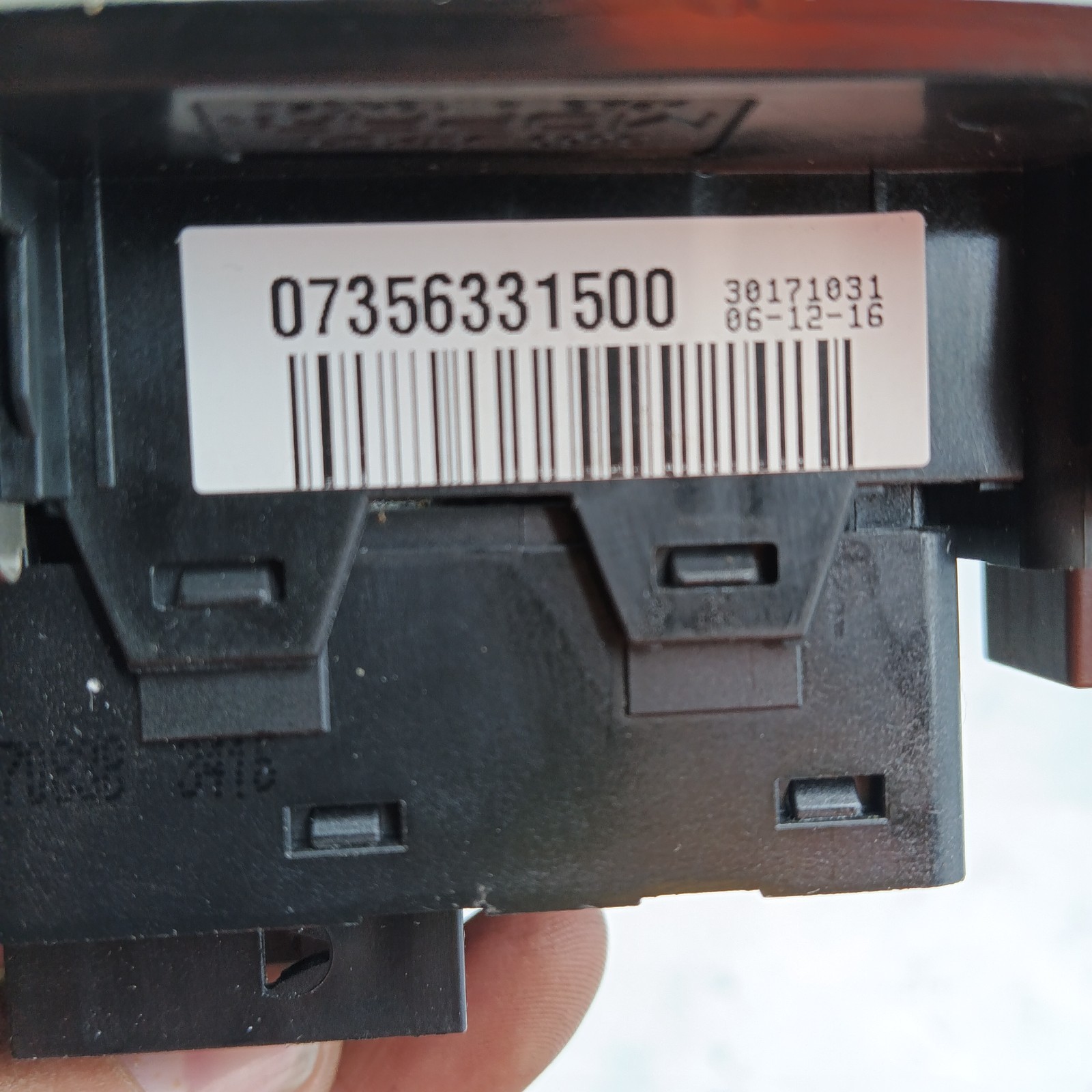 Pomili Rivestimenti interni Pulsantiera alzacristalli Fiat 500X 07356331500 sinistra usata