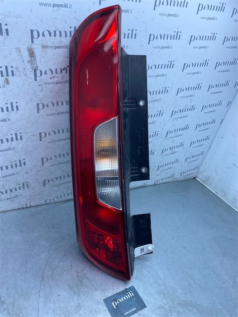 Pomili Fanaleria Fanale posteriore Fiat Doblò Cargo sinistro 01/15>