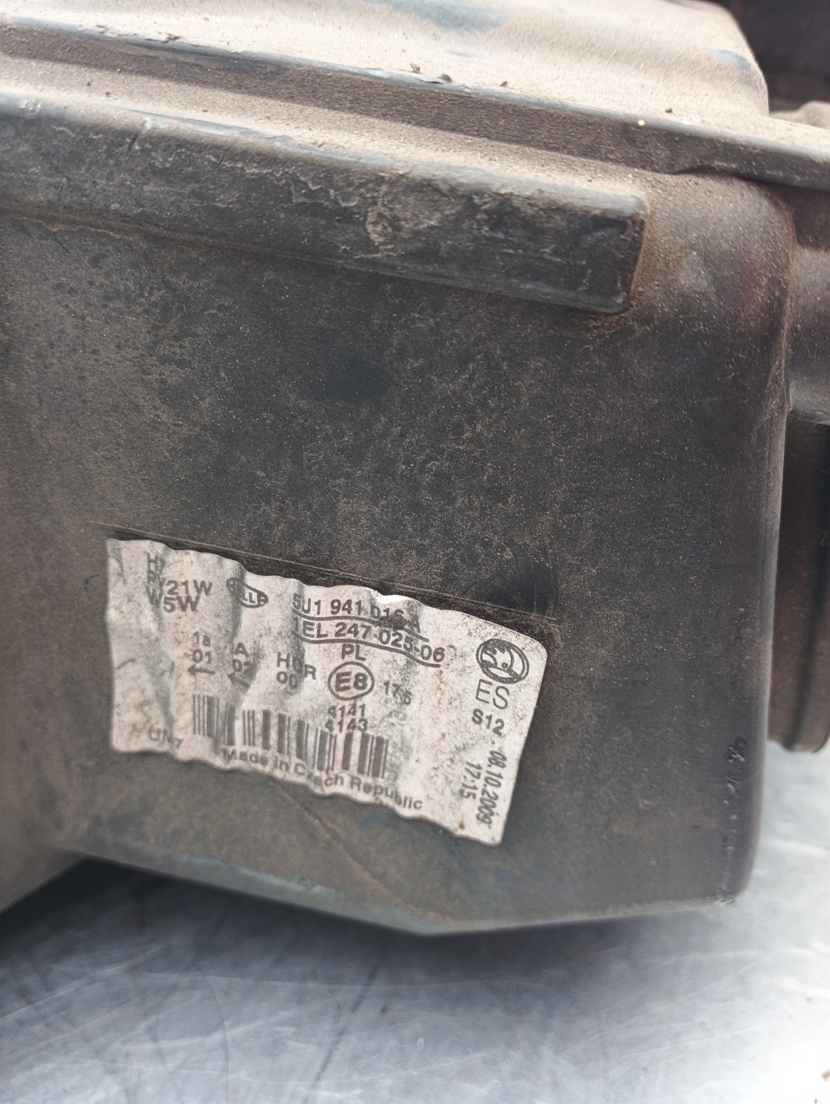 Pomili Fanaleria Faro anteriore sinistro Skoda Roomster 247832-00 usato