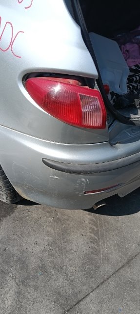 Pomili Fanaleria Fanale posteriore parte esterna sinistro Alfa Romeo 147 (W8) (08/00>01/06<) usato