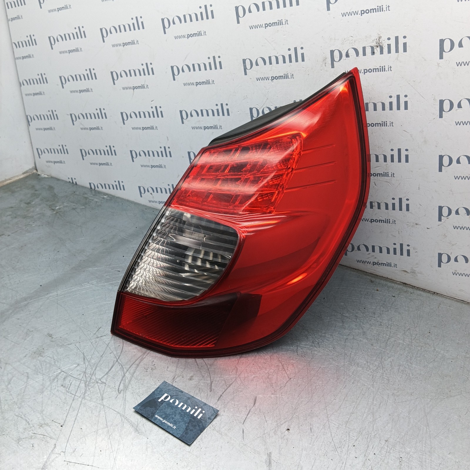 Pomili Fanaleria Scénic II fanale posteriore destro usato