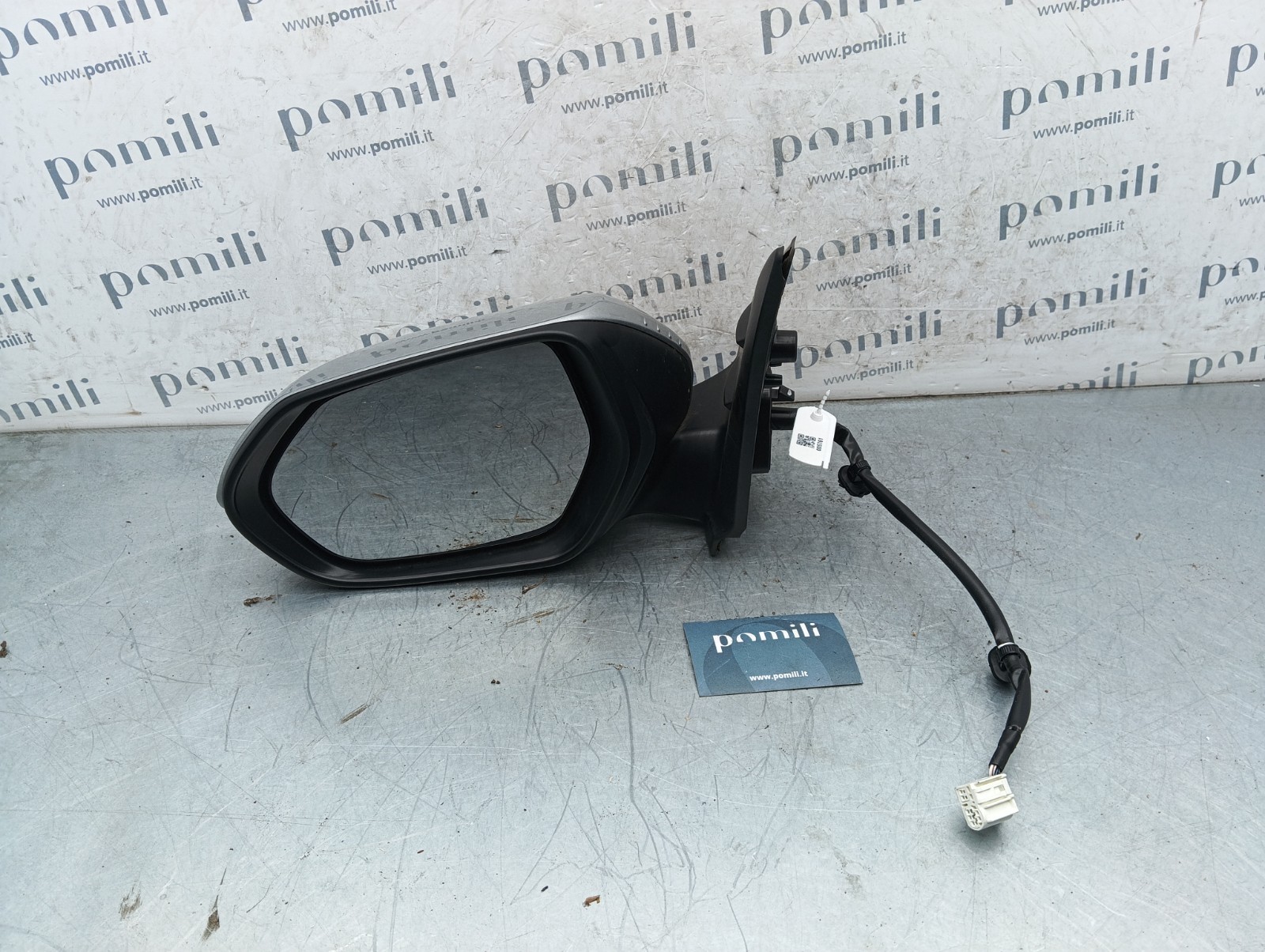 Pomili Cristalli Specchietto retrovisore sinistro Toyota Yaris 4 (2020-2026) 87940K0030 usato