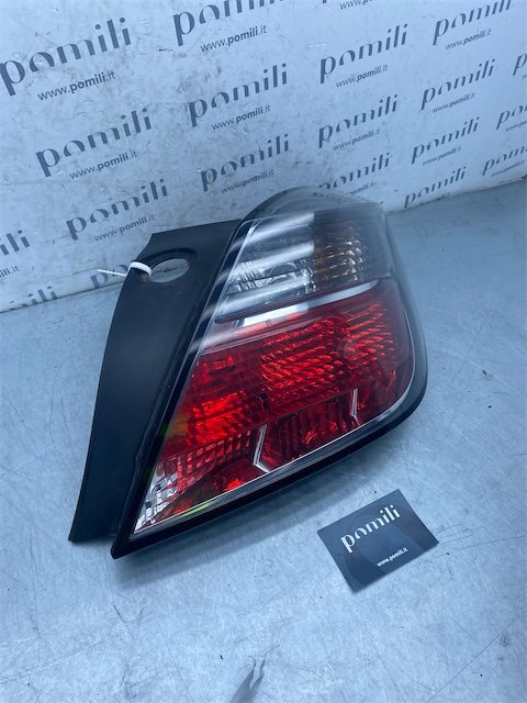 Pomili Fanaleria Fanale post. DX Opel Astra A04 01/04-03/11 destro usato