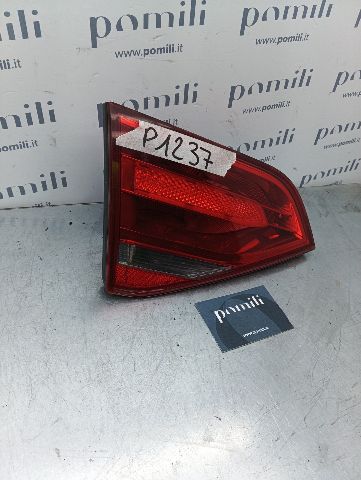Pomili Fanaleria Audi A4 fanale posteriore sinistro portellone 166973 usato
