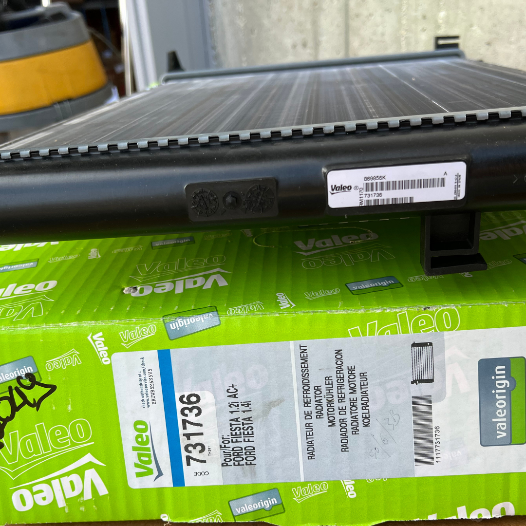 Sara Autoricambi Radiatori 731736 radiatore motore Ford Fiesta Mazda 121