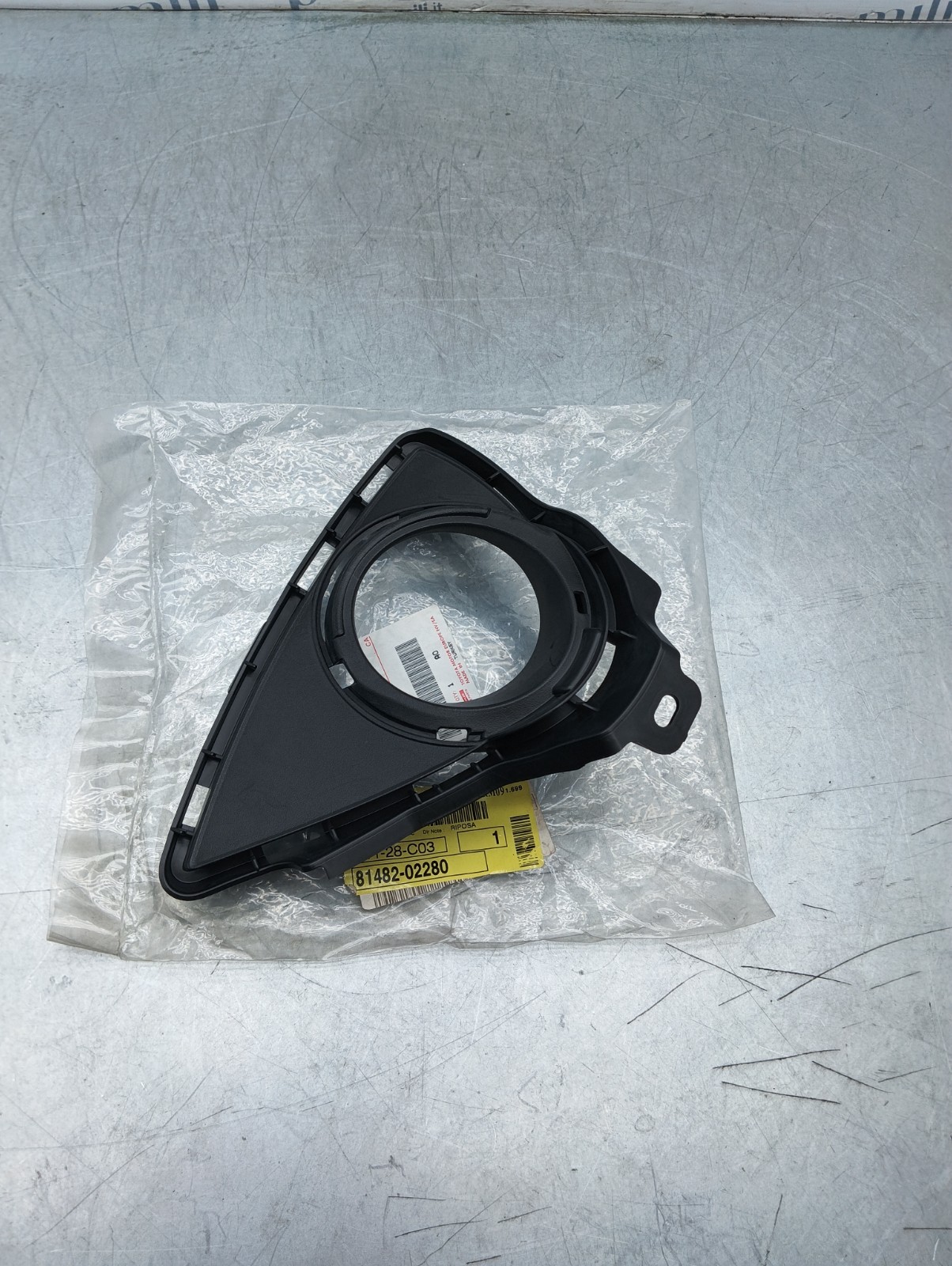 Pomili Fanaleria Cover fendinebbia anteriore sinistra Toyota Auris 81482-02280 nuova