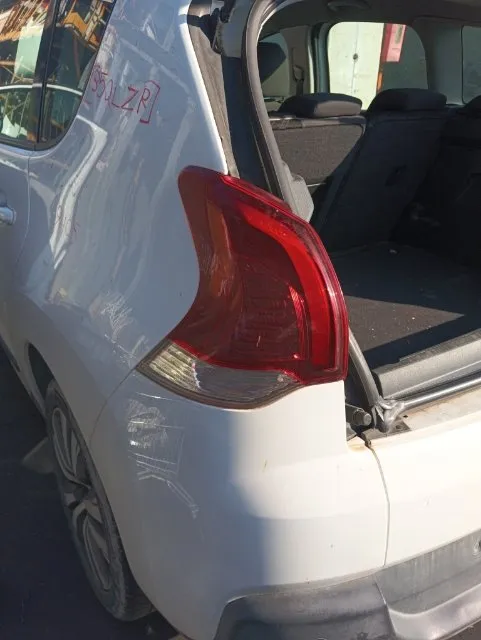 Pomili Fanaleria Fanale posteriore esterno Peugeot 3008 sinistro