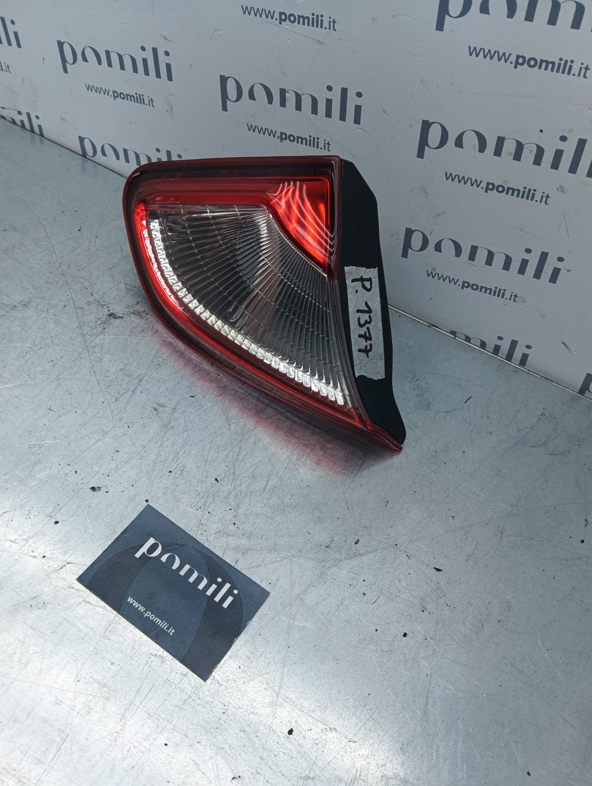 Pomili Fanaleria Nissan Qashqai I facelift 2010-13 fanale portellone sinistro usato