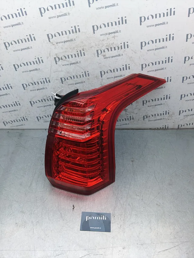 Pomili Fanaleria Peugeot 5008 fanale posteriore destro usato