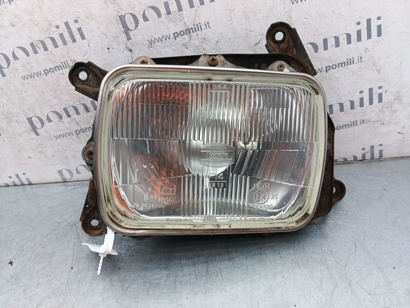 Pomili Fanaleria faro anteriore 02104R20 Toyota LandCruiser Hilux Mitsubishi L200