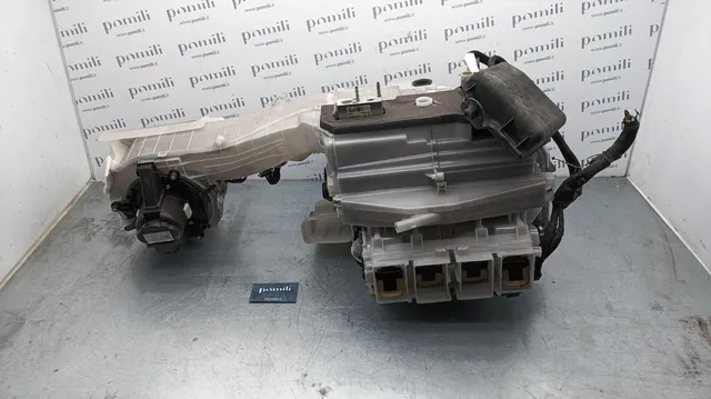 Pomili Motore e cambio con supporti 9675402780 convogliatore aria usato
