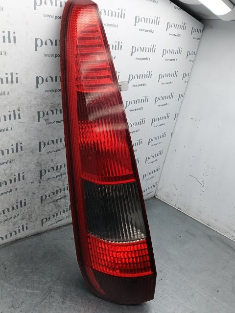 Pomili Fanaleria Ford Fiesta CBK fanale posteriore sinistro