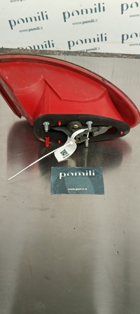 Pomili Fanaleria Fanale posteriore esterno Alfa Romeo 147 W8 destro 08/00-01/06