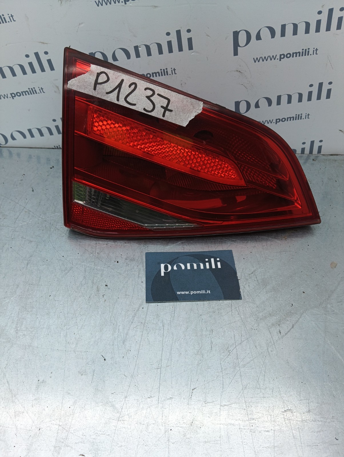 Pomili Fanaleria Audi A4 fanale posteriore sinistro portellone 166973 usato