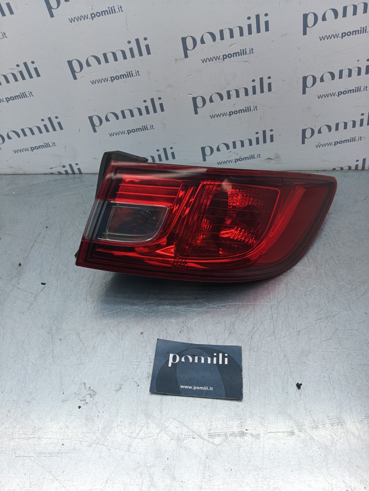 Pomili Fanaleria Renault Clio IV fanale posteriore destro usato
