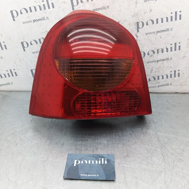 Pomili Fanaleria Fanale posteriore sinistro Renault Twingo G7700426319 usato