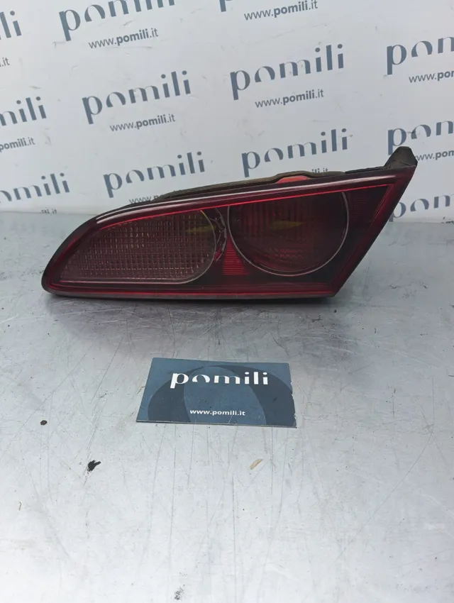Pomili Fanaleria Fanalino portellone destro Alfa Romeo 159 27802002