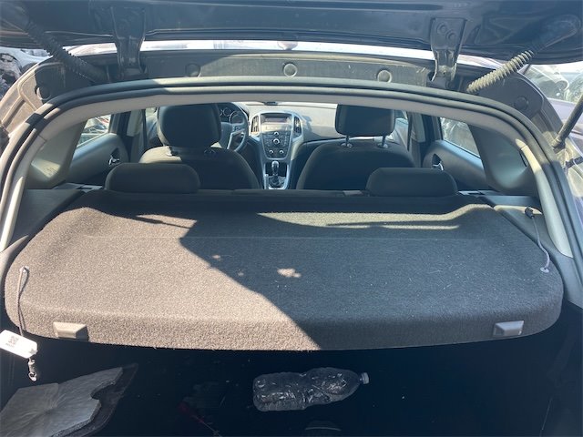 Pomili Rivestimenti interni e parti interne Opel Astra P10 ripiano cappelliera