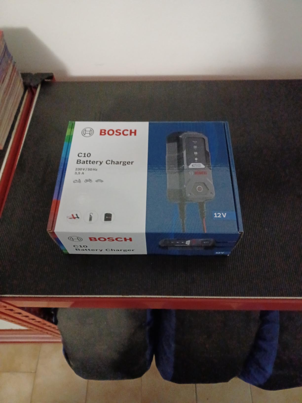 Bosch C10 caricabatterie auto 12 V 3,5 A per batterie al piombo e AGM