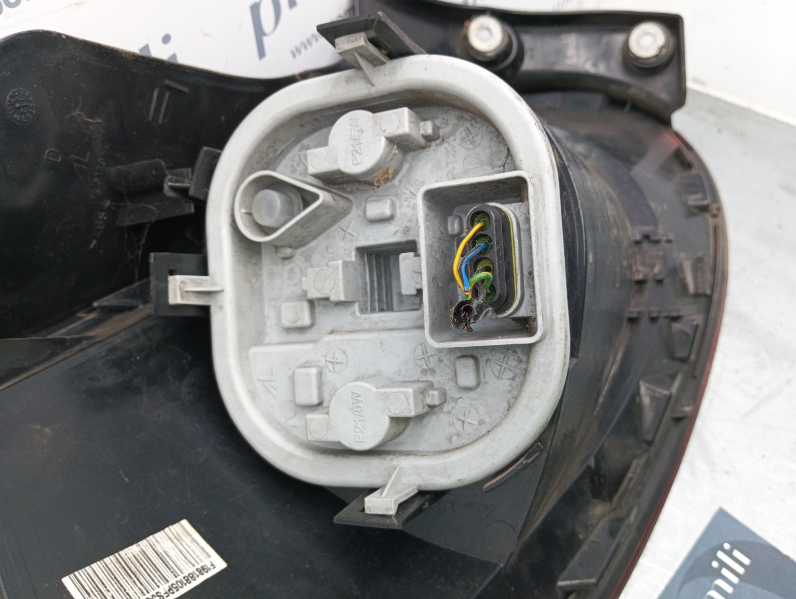 Pomili Fanaleria Fanale posteriore destro Fiat Bravo 51757542 usato