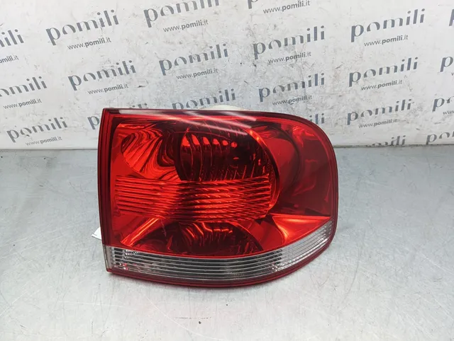 Pomili Fanaleria Volkswagen Touareg 2002-2010 fanale posteriore destro usato