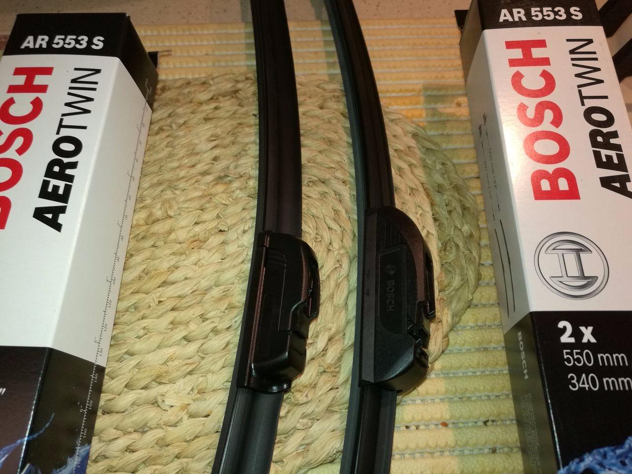 Bosch Spazzole tergicristallo AeroTwin 3397007589 2 pezzi con spoiler