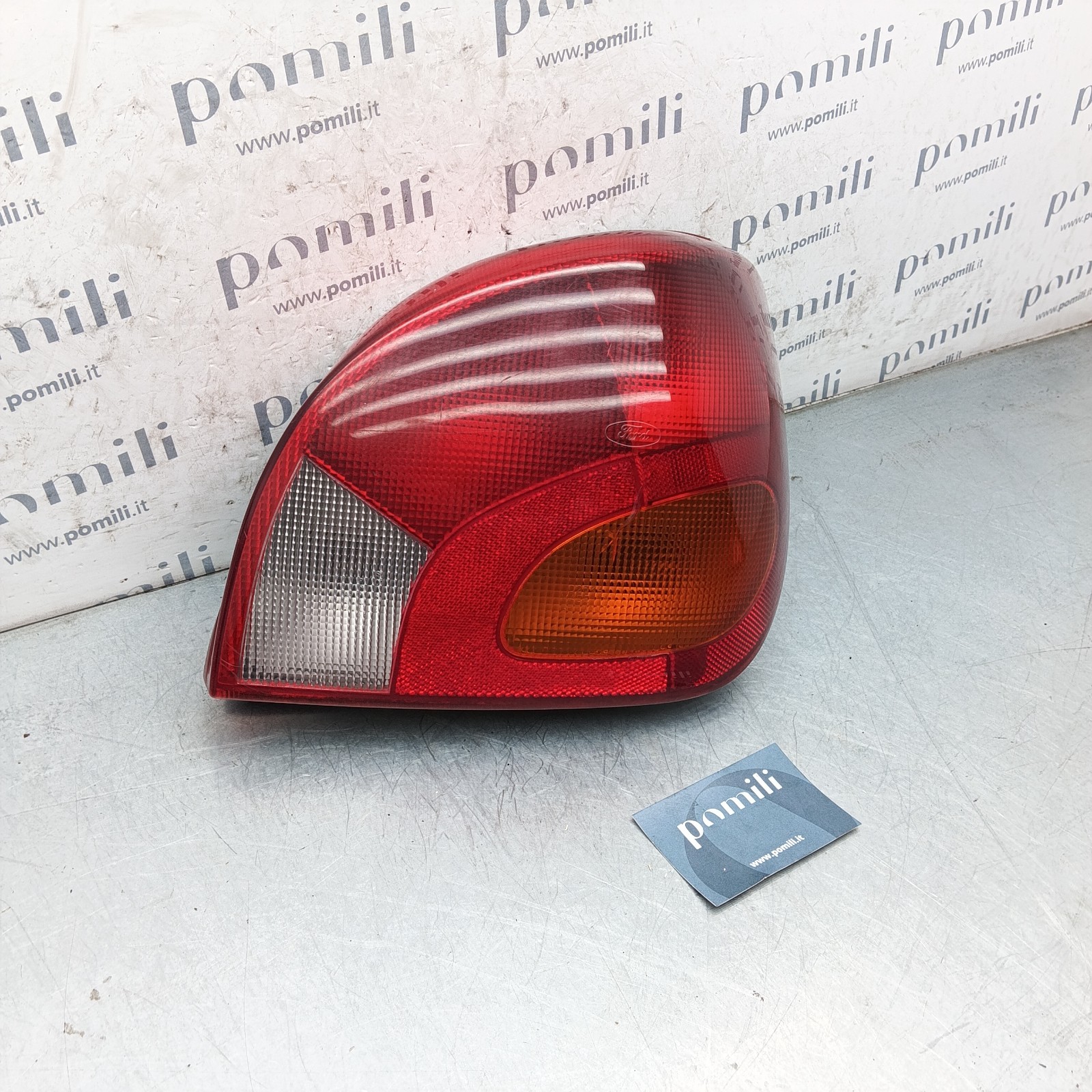 Pomili Fanaleria Fanale posteriore destro Ford Fiesta (1995-2002) 96FG13N004 usato