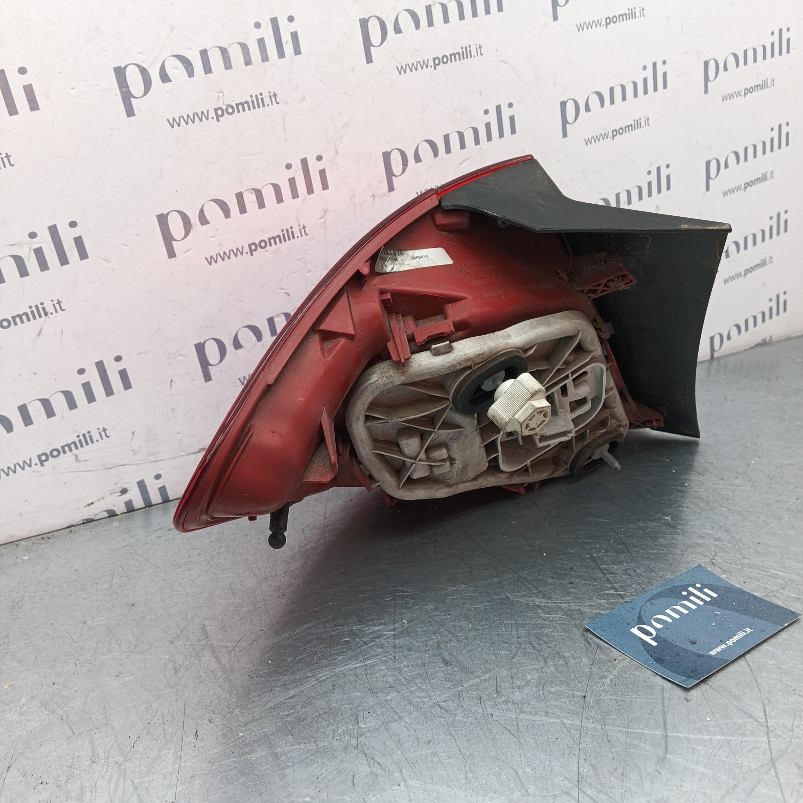 Pomili Fanaleria fanale posteriore Opel Meriva B destro usato