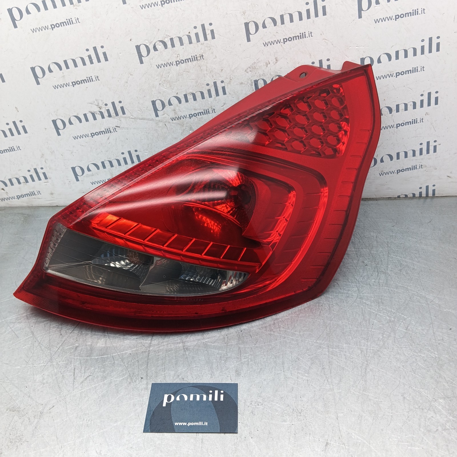 Pomili Fanaleria Ford Fiesta VI fanale posteriore destro usato