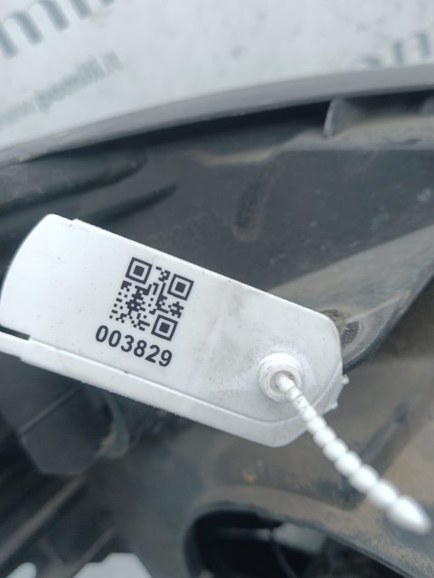 Pomili Fanaleria proiettore sinistro Nissan Qashqai J10E JJ10E
