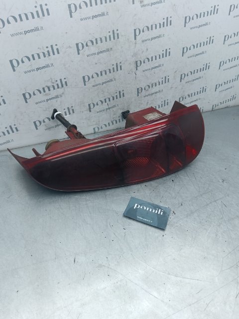 Pomili Fanaleria Peugeot 807 fanale posteriore destro 2002-2013