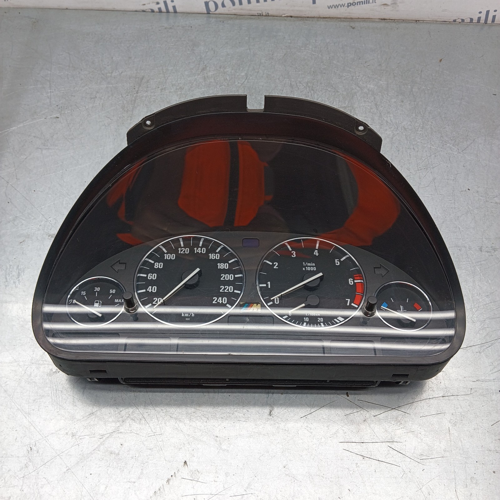 Pomili Rivestimenti interni e parti interne BMW X5 E53 Quadro strumenti usato