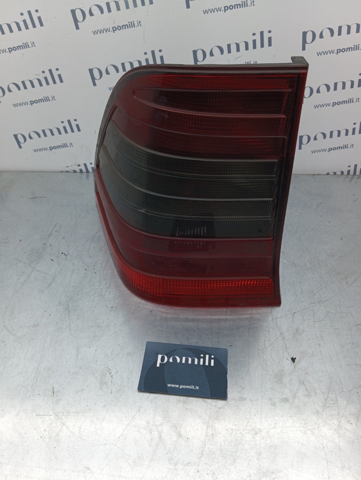 Pomili Fanaleria Fanale posteriore Mercedes Classe C 180 W202 2028203964 sinistro usato