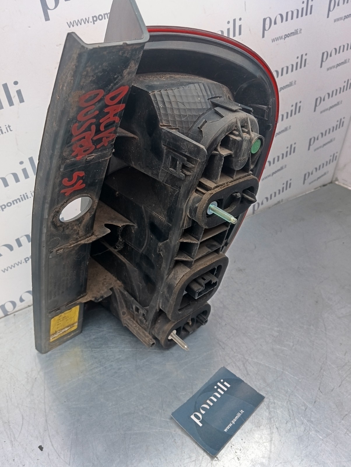 Pomili Fanaleria Dacia Duster fanale sinistro usato