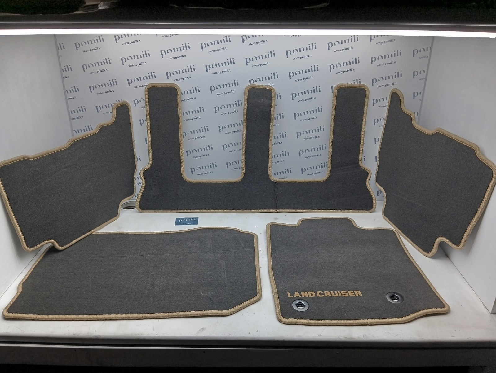Pomili Rivestimenti interni e parti interne Kit tappetini Toyota Land Cruiser PZ410-J2351-FN nero beige