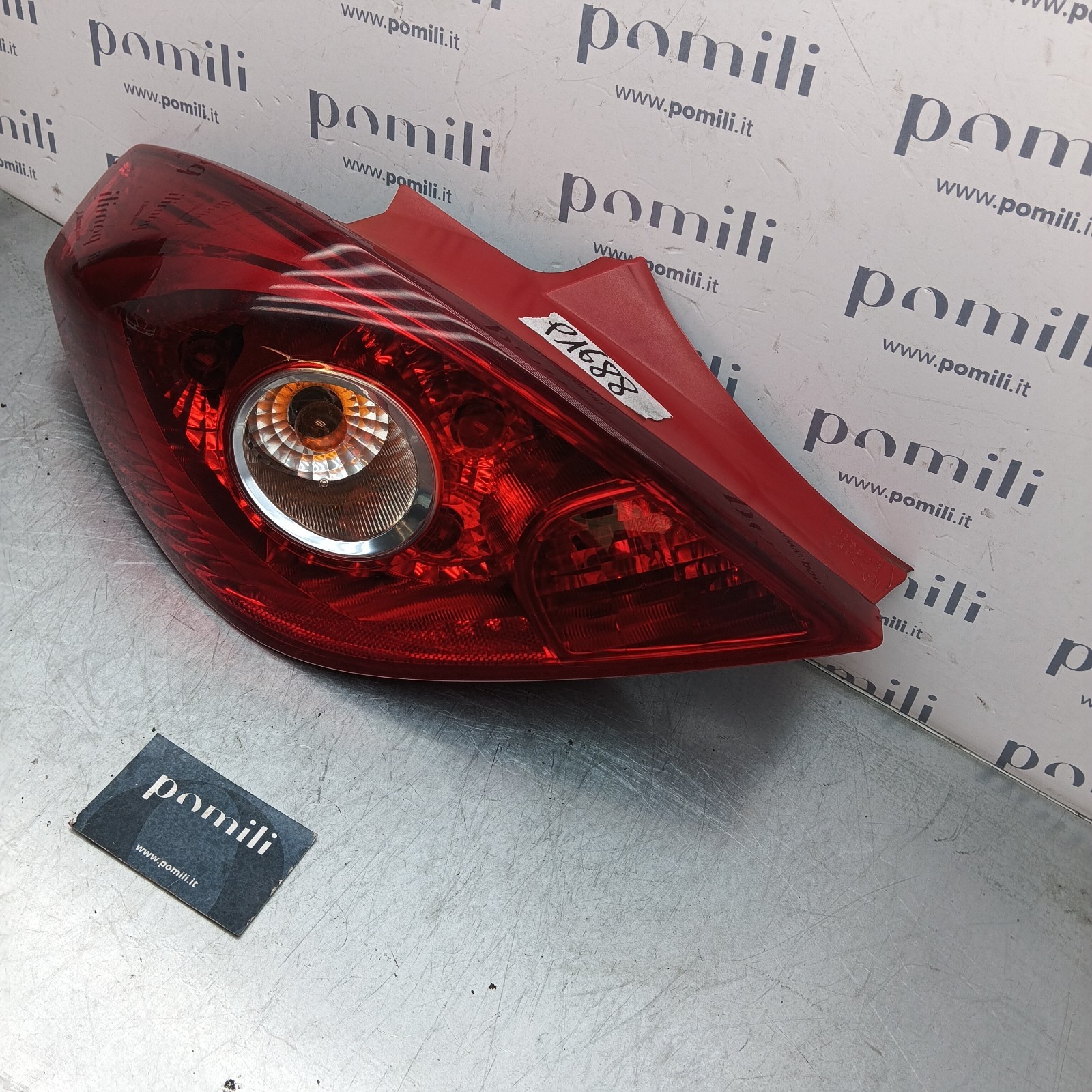 Pomili Fanaleria fanale posteriore sinistro Opel Corsa D 3 porte 13186350 usato