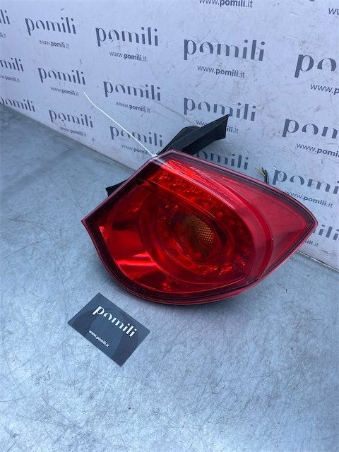 Pomili Fanaleria Fanale posteriore esterno Alfa Romeo Giulietta X7 S002 03/10-10/13