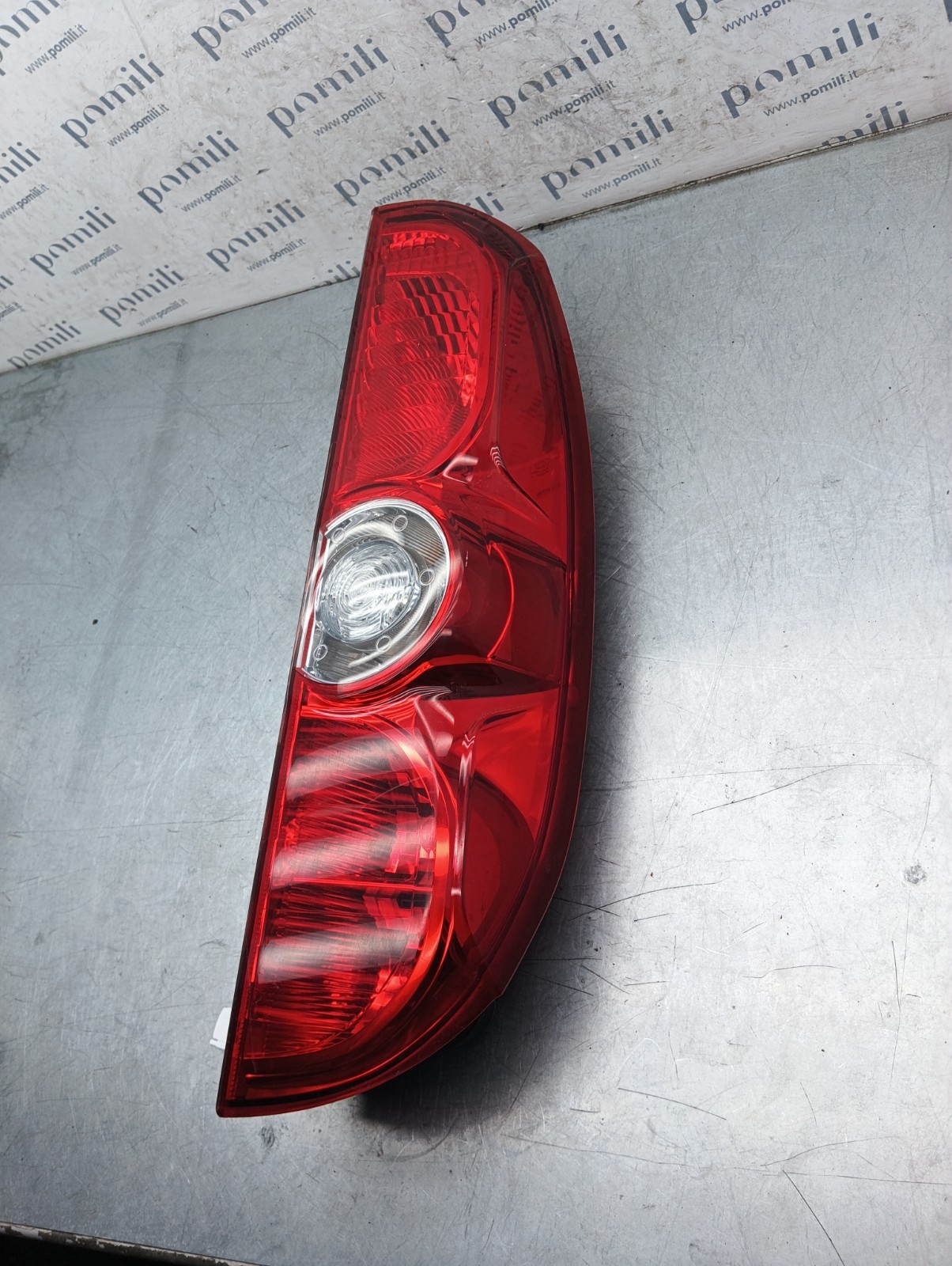 Pomili Fanaleria 20370751 fanale posteriore destro Fiat Doblò 263 usato