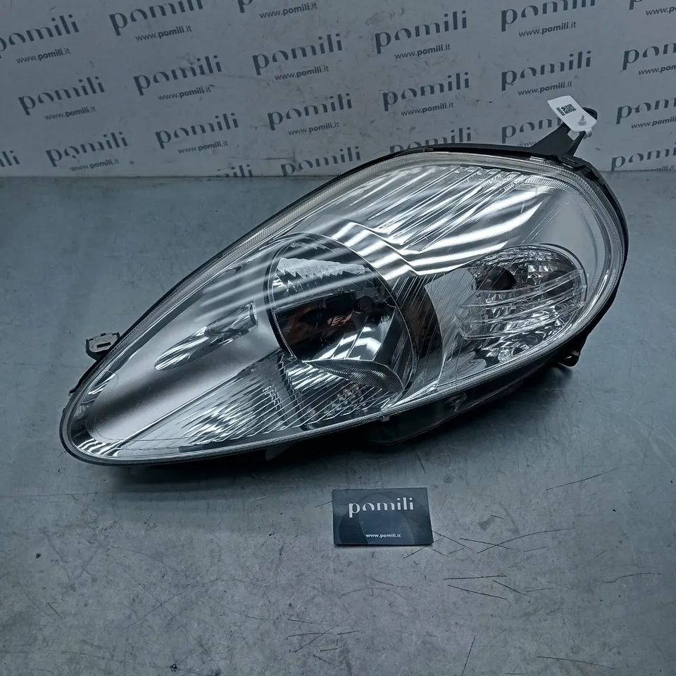 Pomili Fanaleria Faro anteriore sinistro Fiat Grande Punto / Punto Evo (199) 086611164L usato