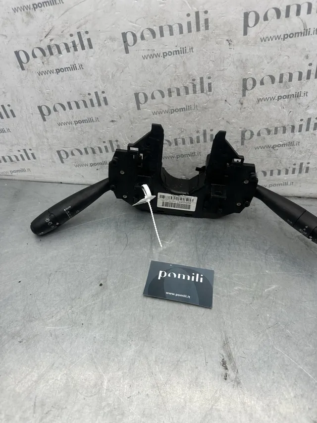 Pomili Rivestimenti interni e parti interne Devioluci Blocco Comandi Volante Peugeot 207 208 Citroen C3 96656018XT usato