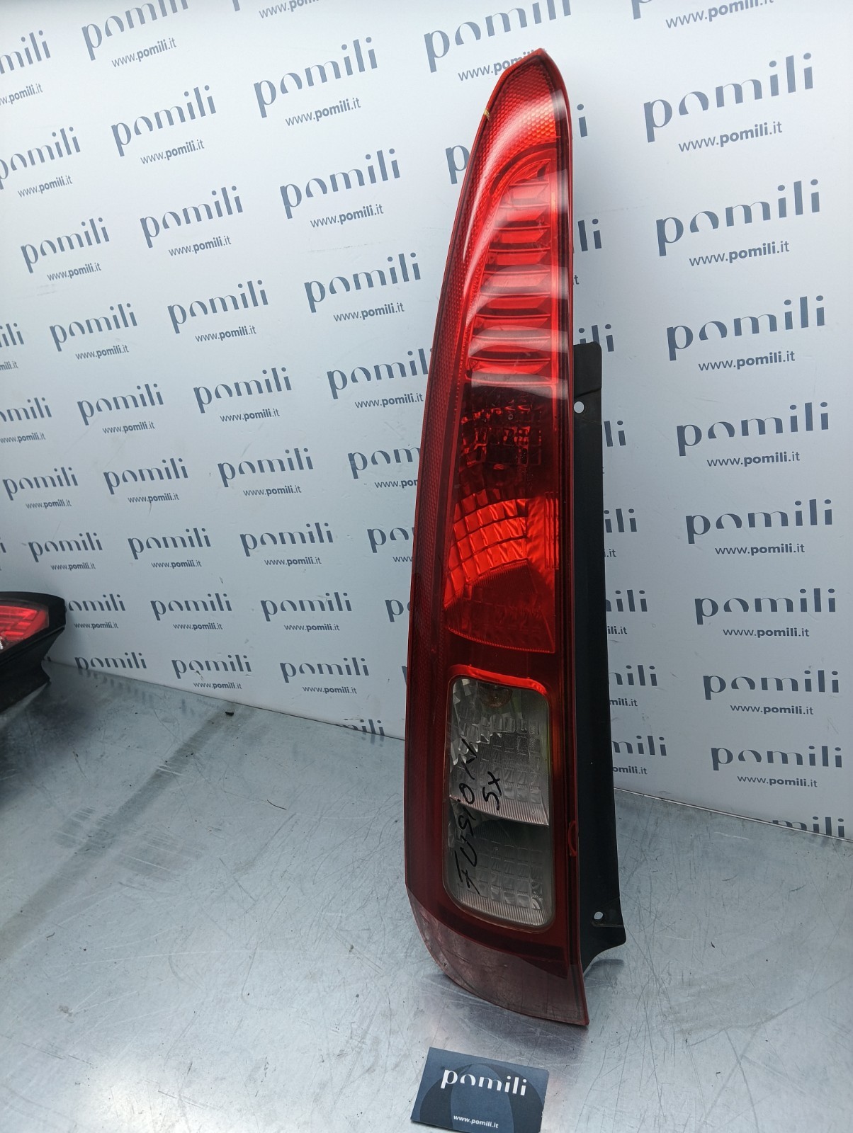 Pomili Fanaleria Ford Fusion fanale posteriore sinistro 6N11-13N005-A usato