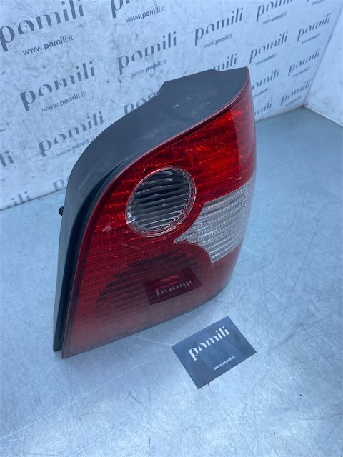 Pomili Fanaleria DX VOLKSWAGEN POLO (9N) (10/01>03/05<) fanale posteriore destro