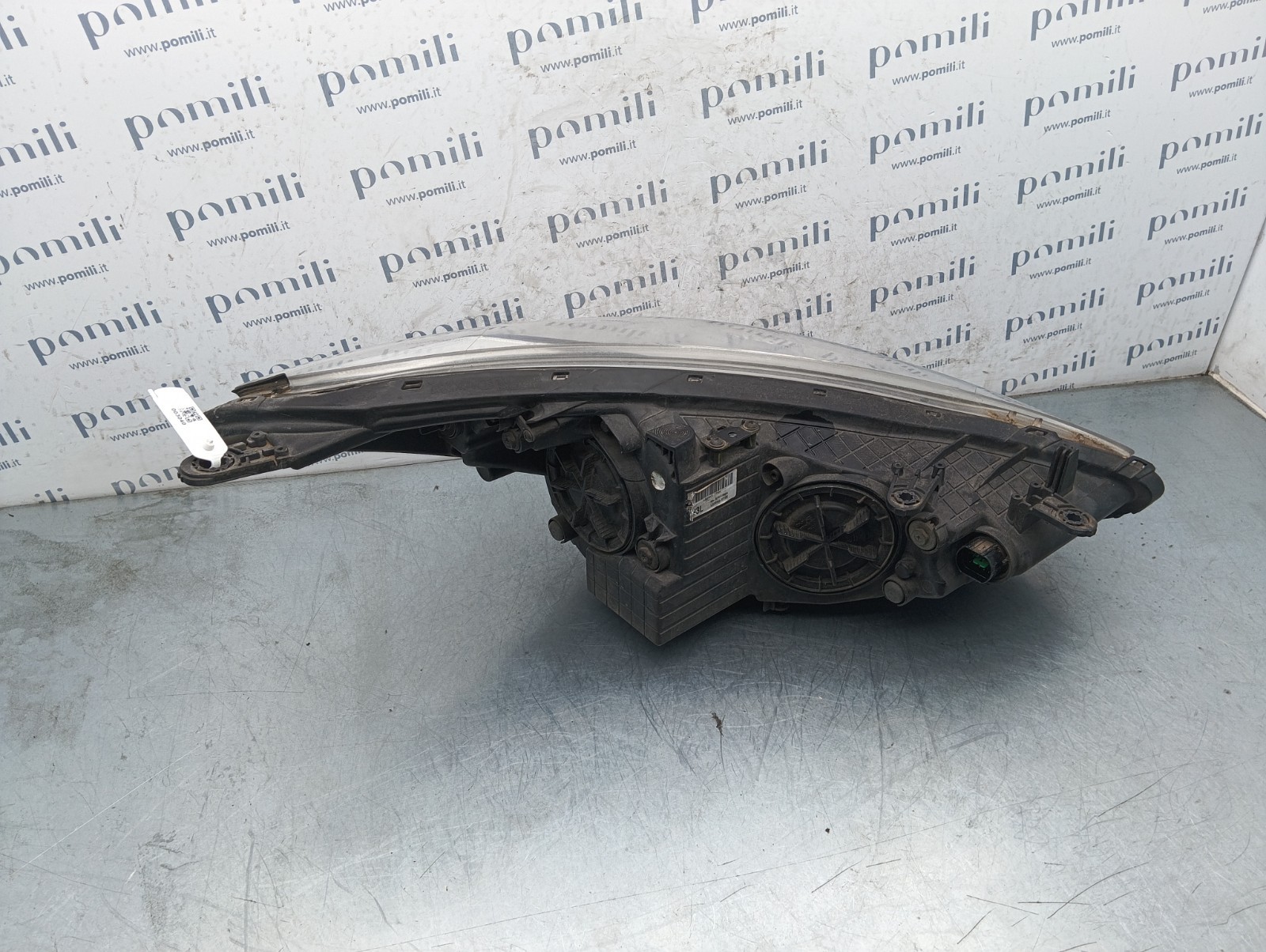 Pomili Fanaleria Faro anteriore sinistro Hyundai I30 92101-A6100 usato